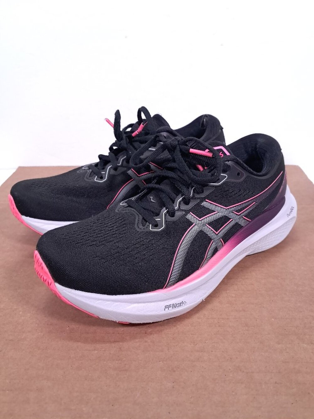 Asics Gel Kayano 30 Shoes Women 9 Black Pink Athletic Running Sneakers 1012B357 - Picture 2 of 16